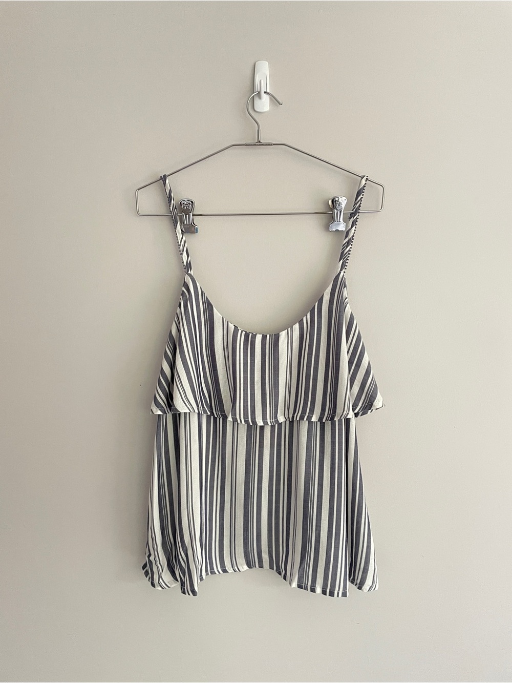 Gentle Fawn | vertical striped ruffle top, M